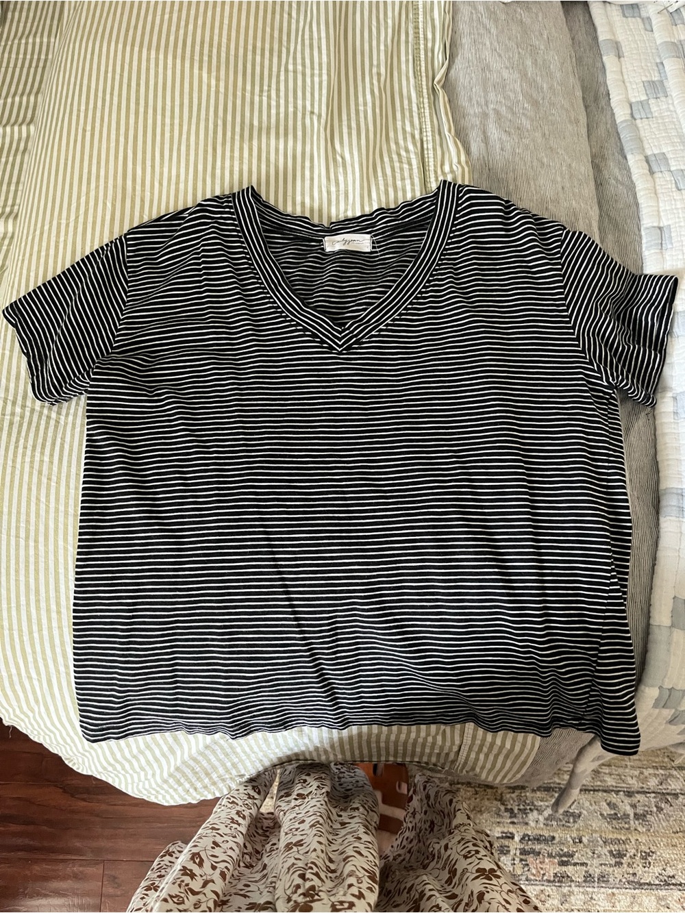 CJLA b&w stripe crop tee